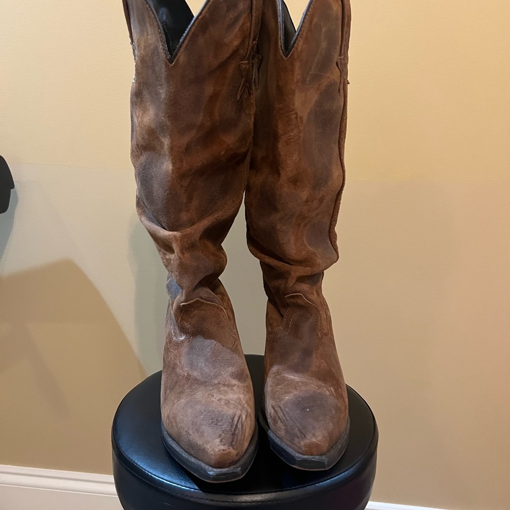 Dingo Brown Heeled Boots ladies size 8M